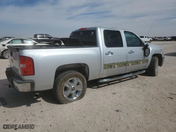2012 Chevrolet Silverado 1500 LT with VIN 3GCPCSE01CG302214, listed as a Copart auction lot 47256345 with 200,036 mi miles and Salvage Title. Bid and sale history available at carsss.com. Image 3.
