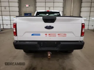 2020 Ford F-150 XL z VIN 1FTMF1EB3LKD22043, wystawiony jako Copart lot #85072684 z przebiegiem Nie podano mil oraz Szkoda całkowita • Salvage title. Historia ofert i sprzedaży dostępna na DreamBid. Obrazek 6.