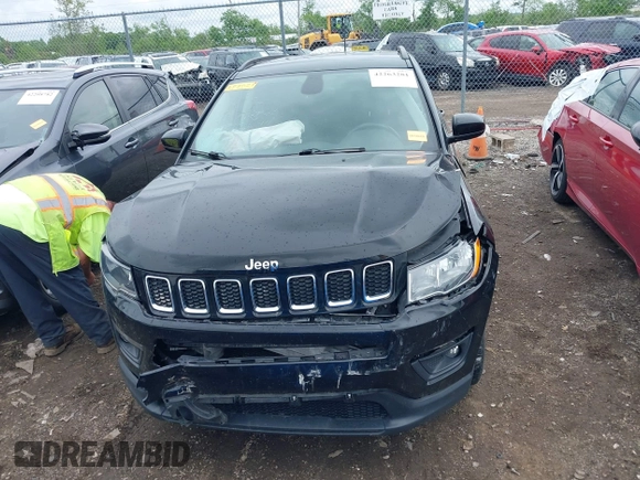 2017 Jeep Compass Latitude with VIN 3C4NJCBB3HT653021, listed as a IAAI auction lot 42263281 with 91,076 mi miles and . Bid and sale history available at DreamBid. Image 12.
