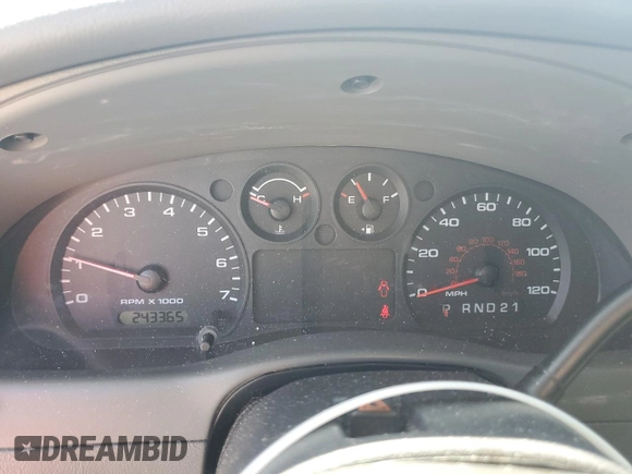 2011 Ford Ranger XL with VIN 1FTKR1ED6BPA36804, listed as a Copart auction lot 61433585 with 243,365 mi miles and Clean title. Bid and sale history available at DreamBid. Image 9.