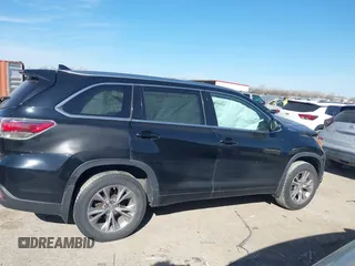 2014 Toyota Highlander XLE z VIN 5TDJKRFH9ES039366, wystawiony jako IAAI lot #41779728 z przebiegiem 156 933 mil mil oraz . Historia ofert i sprzedaży dostępna na DreamBid. Obrazek 12.