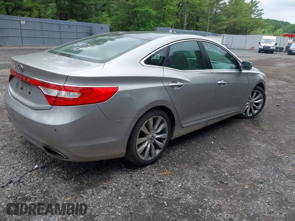 2013 Hyundai Azera с VIN KMHFH4JG7DA229860, выставлен на аукционе IAAI как лот 42391312 с пробегом 151 503 миль миль и . История ставок и продаж доступна на DreamBid. Изображение 4.