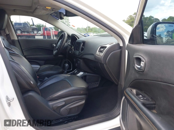 2020 Jeep Compass Latitude с VIN 3C4NJCBB8LT224711, выставлен на аукционе IAAI как лот 42201734 с пробегом 99 032 миль миль и . История ставок и продаж доступна на DreamBid. Изображение 5.