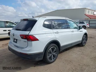 2024 Volkswagen Tiguan Wolfsburg Edition with VIN 3VV5B7AX8RM233687, listed as a IAAI auction lot 41504709 with 2,387 mi miles. Bid and sale history available at carsss.com. Image 4.