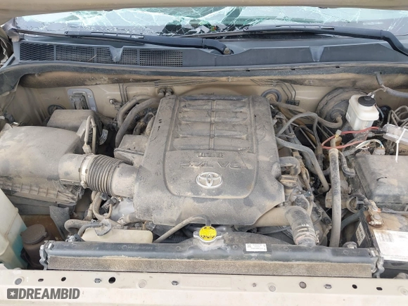 2017 Toyota Tundra 4WD SR5 with VIN 5TFDW5F16HX631528, listed as a IAAI auction lot 41829506 with 0 mi miles. Bid and sale history available at carsss.com. Image 10.