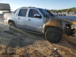2013 Chevrolet Avalanche LS with VIN 3GNMCEE09DG182031, listed as a Copart auction lot 87225284 with 0 mi miles and Salvage Title. Bid and sale history available at carsss.com. Image 4.