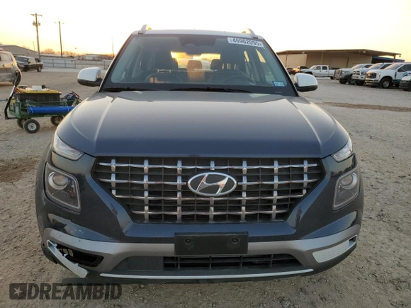 2024 Hyundai Venue Limited with VIN KMHRC8A37RU325834, listed as a Copart auction lot 46902095 with 2,680 mi miles and Salvage Title. Bid and sale history available at DreamBid. Image 5.