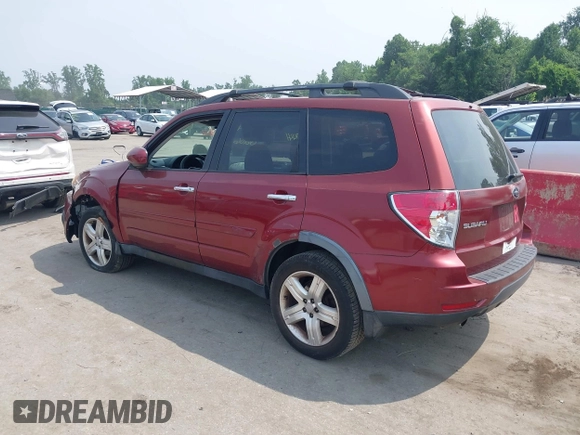 2009 Subaru Forester X with VIN JF2SH63689H721560, listed as a IAAI auction lot 42442441 with 119,896 mi miles and . Bid and sale history available at DreamBid. Image 3.