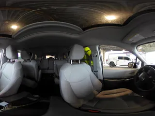 2023 Toyota Sienna LE with VIN 5TDBRKEC5PS175297, listed as a IAAI auction lot 42242777 with 79,123 mi miles and . Bid and sale history available at DreamBid. Image 18.