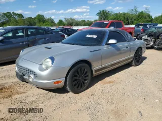 2004 Ford Thunderbird Deluxe with VIN 1FAHP60A84Y103027, listed as a Copart auction lot 52637635 with 87,160 mi miles and Clean Title. Bid and sale history available at carsss.com. Image 1.