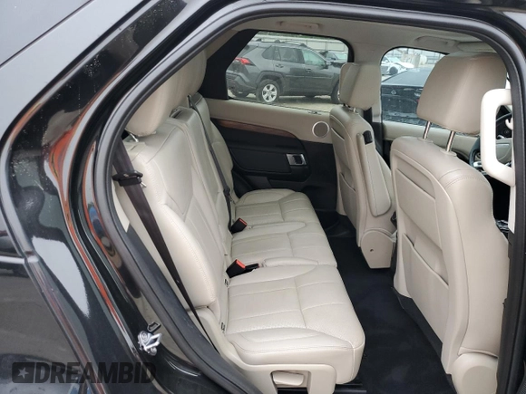 2018 Land Rover Discovery HSE z VIN SALRR2RV3JA053383, wystawiony jako Copart lot #52219525 z przebiegiem 88 163 mil mil oraz Czysty tytuł • Clean title. Historia ofert i sprzedaży dostępna na DreamBid. Obrazek 11.
