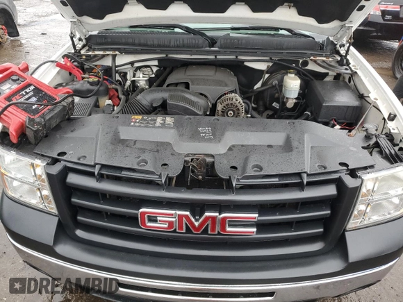 2013 GMC Sierra 1500 Work Truck z VIN 3GTP1TEA4DG343720, wystawiony jako Copart lot #51460125 z przebiegiem 144 313 mil mil oraz Czysty tytuł • Clean title. Historia ofert i sprzedaży dostępna na DreamBid. Obrazek 11.