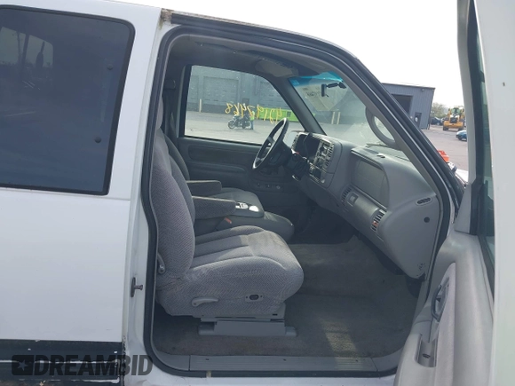 1997 Chevrolet Silverado 1500 with VIN 1GCEK19R5VE232708, listed as a IAAI auction lot 42197468 with 208,458 mi miles and . Bid and sale history available at DreamBid. Image 5.