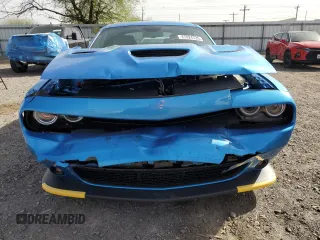 2023 Dodge Challenger R/T Scat Pack z VIN 2C3CDZFJ7PH662285, wystawiony jako Copart lot #47824725 z przebiegiem 288 mil mil oraz Szkoda całkowita • Salvage title. Historia ofert i sprzedaży dostępna na DreamBid. Obrazek 5.