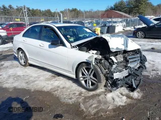 2013 Mercedes-Benz C-Class C 300 Sport with VIN WDDGF8AB6DR288884, listed as a IAAI auction lot 41671772 with 1 mi miles. Bid and sale history available at carsss.com. Image 1.