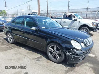 2006 Mercedes-Benz E 350 z VIN WDBUF56J76A920531, wystawiony jako IAAI lot #42484546 z przebiegiem 3 962 mil mil oraz . Historia ofert i sprzedaży dostępna na DreamBid. Obrazek 1.