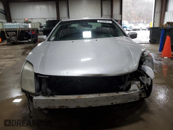 2009 Ford Fusion SE with VIN 3FAHP071X9R191362, listed as a Copart auction lot 47949015 with 211,942 mi miles and Salvage Title. Bid and sale history available at carsss.com. Image 5.