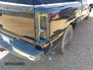 2006 Chevrolet Silverado 1500 LT1 with VIN 2GCEK13T761105028, listed as a IAAI auction lot 41541117 with 356,517 mi miles. Bid and sale history available at carsss.com. Image 17.