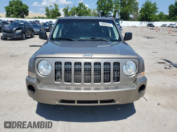 2008 Jeep Patriot Sport with VIN 1J8FF28W08D751027, listed as a Copart auction lot 64052575 with 261,159 mi miles and Clean title. Bid and sale history available at DreamBid. Image 5.