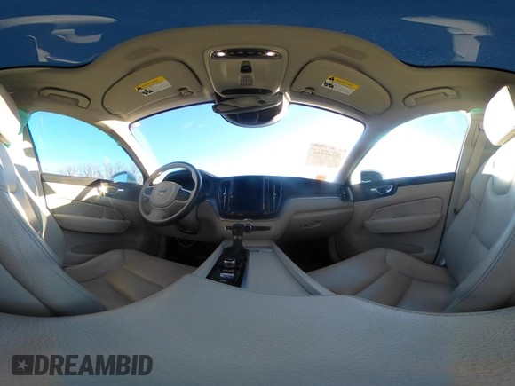 2019 Volvo XC60 Momentum with VIN LYV102RK8KB381803, listed as a IAAI auction lot 40925515 with 99,530 mi miles and . Bid and sale history available at DreamBid. Image 18.