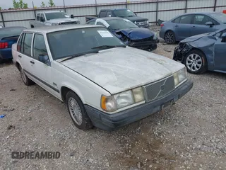 1992 Volvo 900 GLS z VIN YV1JS8836N3074356, wystawiony jako IAAI lot #42253390 z przebiegiem 195 310 mil mil oraz . Historia ofert i sprzedaży dostępna na DreamBid. Obrazek 1.