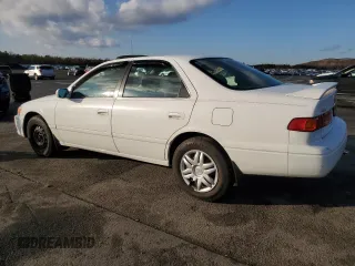 2001 Toyota Camry CE with VIN JT2BG22K610551574, listed as a Copart auction lot 82467224 with 131,730 mi miles and Clean Title. Bid and sale history available at carsss.com. Image 2.