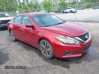 2016 Nissan Altima SL with VIN 1N4AL3AP1GC264898, listed as a IAAI auction lot 42093306 with 115,429 mi miles and . Bid and sale history available at carsss.com. Image 1.