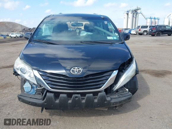 2016 Toyota Sienna LE AAS with VIN 5TDKK3DC8GS739715, listed as a IAAI auction lot 42015201 with 68,417 mi miles. Bid and sale history available at carsss.com. Image 12.