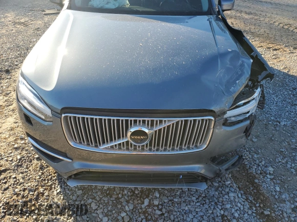 2018 Volvo XC90 Inscription z VIN YV4A22PL1J1211033, wystawiony jako Copart lot #42179635 z przebiegiem 144 904 mil mil oraz Szkoda całkowita • Salvage title. Historia ofert i sprzedaży dostępna na DreamBid. Obrazek 13.