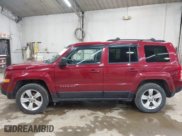 2017 Jeep Patriot High Altitude with VIN 1C4NJRFB1HD159078, listed as a IAAI auction lot 41998941 with 102,194 mi miles. Bid and sale history available at carsss.com. Image 14.