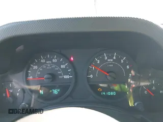 2007 Jeep Wrangler Unlimited X с VIN 1J4GA39197L115109, выставлен на аукционе IAAI как лот 42582190 с пробегом 141 080 миль миль и . История ставок и продаж доступна на DreamBid. Изображение 7.
