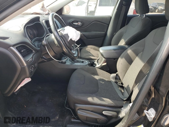 2019 Jeep Cherokee Latitude with VIN 1C4PJMCB9KD138616, listed as a Copart auction lot 56364645 with 116,241 mi miles and Salvage title. Bid and sale history available at DreamBid. Image 7.
