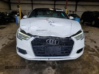 2017 Audi A3 Premium z VIN WAUAUGFFXH1056382, wystawiony jako Copart lot #56946195 z przebiegiem 162 612 mil mil oraz Szkoda całkowita • Salvage title. Historia ofert i sprzedaży dostępna na DreamBid. Obrazek 5.