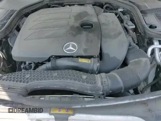 2019 Mercedes-Benz C 300 z VIN 55SWF8EB5KU302579, wystawiony jako Copart lot #63269365 z przebiegiem 123 051 mil mil oraz Szkoda całkowita • Salvage title. Historia ofert i sprzedaży dostępna na DreamBid. Obrazek 15.