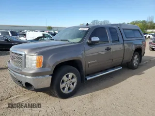 2013 GMC Sierra 1500 SLE z VIN 1GTR2VE72DZ160810, wystawiony jako Copart lot #53683015 z przebiegiem 252 988 mil mil oraz Czysty tytuł • Clean title. Historia ofert i sprzedaży dostępna na DreamBid. Obrazek 1.