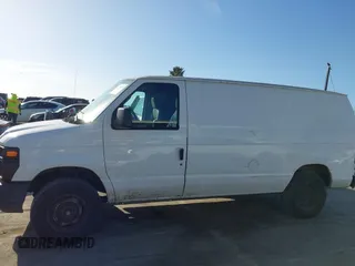 2014 Ford Econoline Cargo Commercial with VIN 1FTNE1EW4EDA92742, listed as a IAAI auction lot 41702320 with 207,179 mi miles and . Bid and sale history available at DreamBid. Image 15.