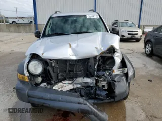 2006 Jeep Liberty Sport z VIN 1J4GL48K56W178859, wystawiony jako Copart lot #53146715 z przebiegiem 223 064 mil mil oraz Nie do naprawy • Non repairable. Historia ofert i sprzedaży dostępna na DreamBid. Obrazek 5.
