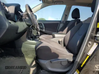 2010 Toyota RAV4 Sport z VIN 2T3WF4DV8AW035601, wystawiony jako Copart lot #61645345 z przebiegiem 212 178 mil mil oraz Szkoda całkowita • Salvage title. Historia ofert i sprzedaży dostępna na DreamBid. Obrazek 7.