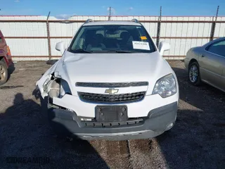2014 Chevrolet Captiva Sport Fleet LS with VIN 3GNAL2EK7ES621566, listed as a IAAI auction lot 41624388 with 113,551 mi miles. Bid and sale history available at carsss.com. Image 12.