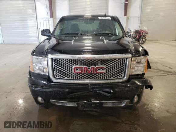 2010 GMC Sierra 1500 Denali z VIN 3GTRKXE28AG259921, wystawiony jako Copart lot #73592214 z przebiegiem 156 378 mil mil oraz Szkoda całkowita • Salvage title. Historia ofert i sprzedaży dostępna na DreamBid. Obrazek 5.