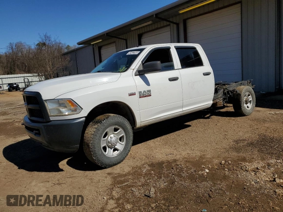 2018 Ram 2500 Tradesman with VIN 3C7WR5HJXJG217243, listed as a Copart auction lot 45422955 with 162,720 mi miles and Clean title. Bid and sale history available at DreamBid. Image 1.