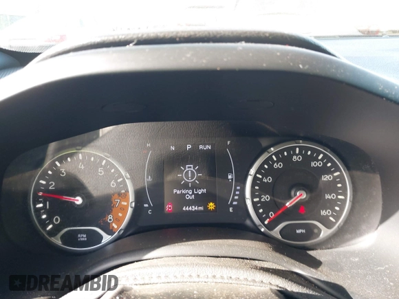 2018 Jeep Renegade Latitude z VIN ZACCJABBXJPH92586, wystawiony jako IAAI lot #41698075 z przebiegiem 44 434 mil mil oraz . Historia ofert i sprzedaży dostępna na DreamBid. Obrazek 7.