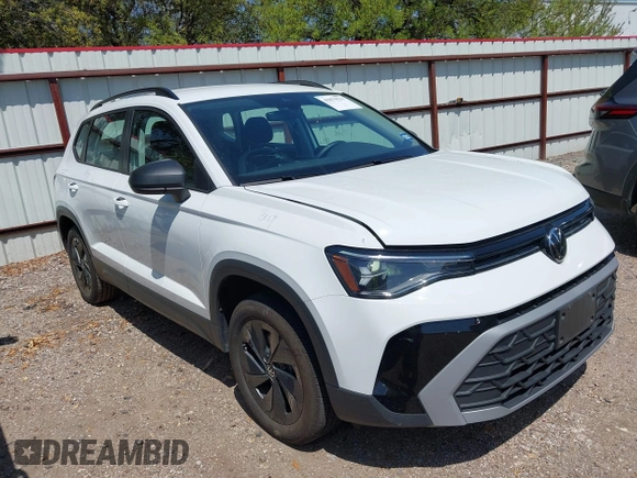 2025 Volkswagen Taos z VIN 3VV5C7B23SM008129, wystawiony jako IAAI lot #41879531 z przebiegiem 3423 mil mil oraz . Historia ofert i sprzedaży dostępna na DreamBid. Obrazek 1.