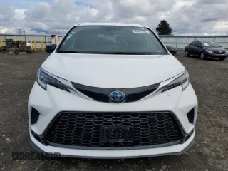 2021 Toyota Sienna XSE with VIN 5TDDSKFC7MS037087, listed as a Copart auction lot 50401395 with 81,184 mi miles and Salvage Title. Bid and sale history available at carsss.com. Image 5.