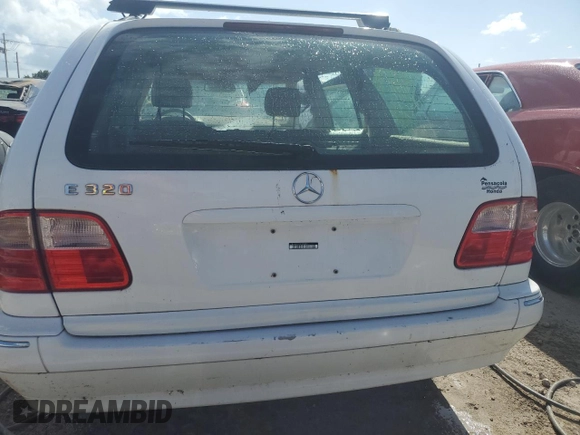 2001 Mercedes-Benz E-Class with VIN WDBJH65J31B287677, listed as a Copart auction lot 76776204 with 0 mi miles and Non Repairable. Bid and sale history available at carsss.com. Image 6.