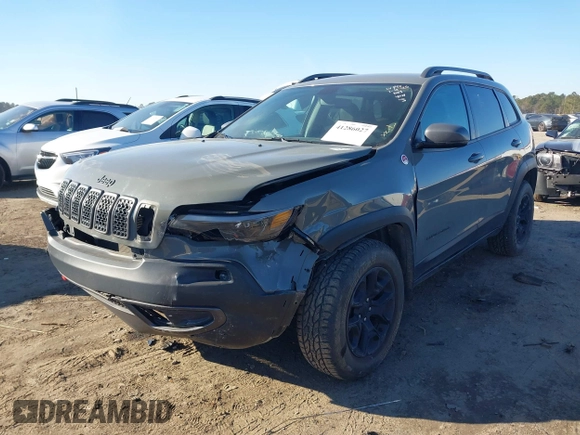 2019 Jeep Cherokee Trailhawk Elite with VIN 1C4PJMBX1KD401792, listed as a IAAI auction lot 41286027 with 70,236 mi miles. Bid and sale history available at carsss.com. Image 17.