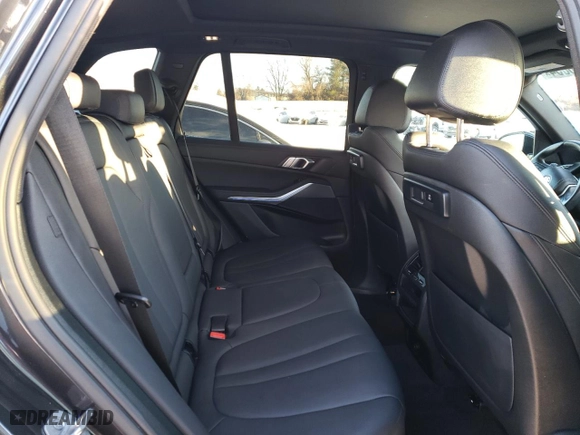 2021 BMW X5 xDrive40i with VIN 5UXCR6C06M9H35683, listed as a Copart auction lot 87386054 with 33,331 mi miles and Salvage Title. Bid and sale history available at carsss.com. Image 11.