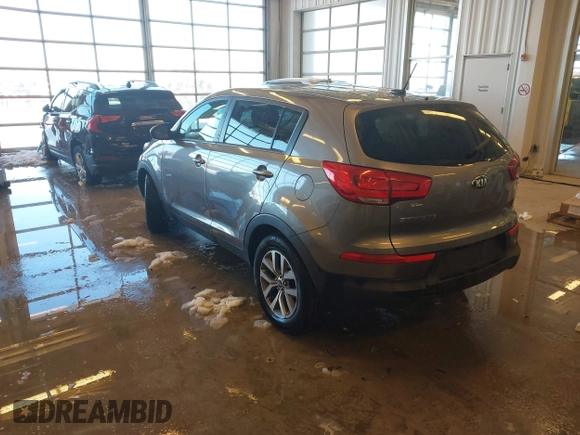 2015 Kia Sportage LX with VIN KNDPB3ACXF7686082, listed as a IAAI auction lot 41282616 with 107,613 mi miles and . Bid and sale history available at carsss.com. Image 3.