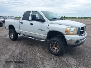 2006 Dodge 1500 SLT with VIN 1D7HU18216S613315, listed as a IAAI auction lot 42462166 with 186,562 mi miles and . Bid and sale history available at DreamBid. Image 1.