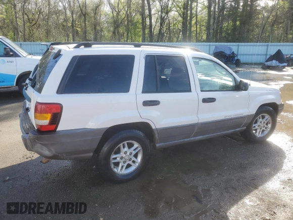 2003 Jeep Grand Cherokee Laredo with VIN 1J4GX48S73C520104, listed as a Copart auction lot 50227245 with 262,348 mi miles and Salvage Title. Bid and sale history available at carsss.com. Image 3.